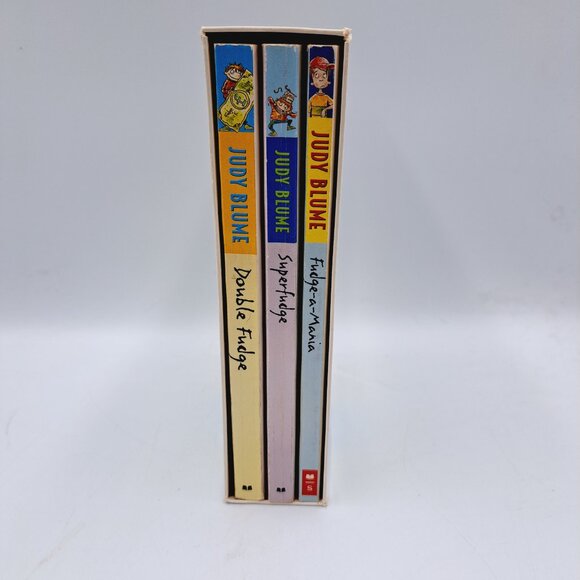 Box Of Fudge 3 Books From Judy Blume: Fudge-A-Mania, Superfudge, Double Fudge - Picture 3 of 13